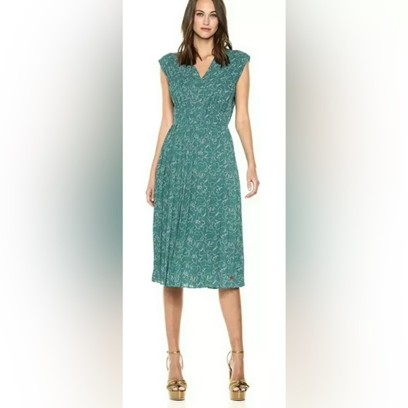 Dear Drew Dresses & Skirts - Dear Drew by Drew Barrymore Impressionist Pleater V-Neck Midi Dress – Size 4